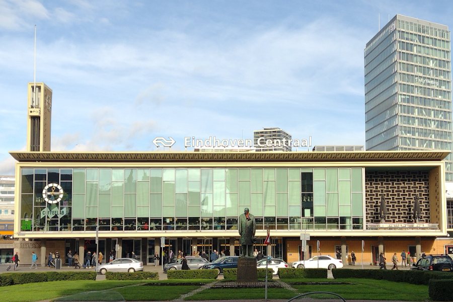 Terrassen op de Grote Markt in Eindhoven